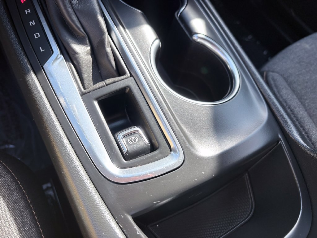Used 2024 Chevrolet Equinox LT FWD image 21