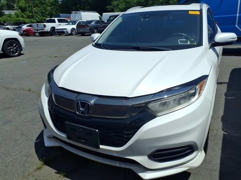 Used 2019 Honda HR-V Touring image 6