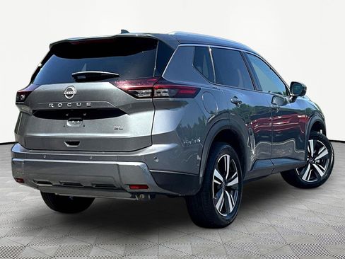 Used 2026 Nissan Rogue SL FWD image 6