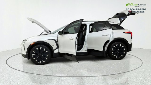 Used 2024 Chevrolet Blazer EV RS RWD image 15