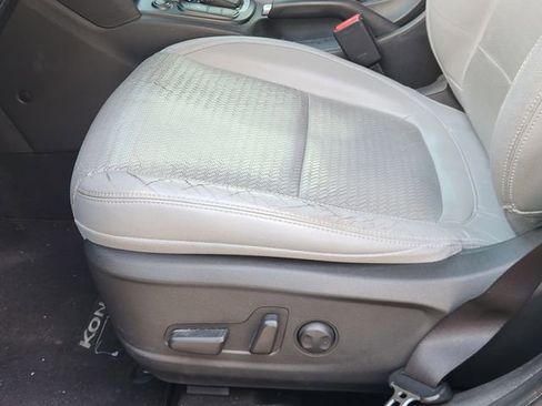 Used 2018 Hyundai Kona Limited image 21