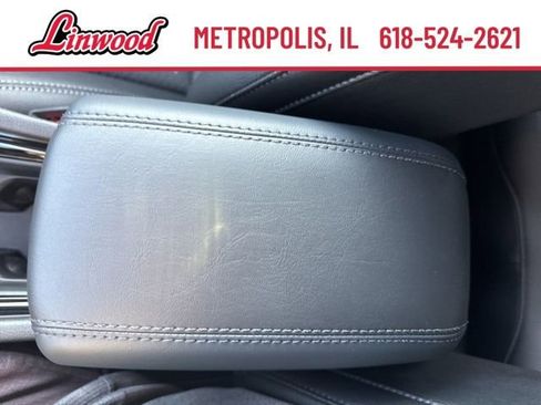 Used 2024 Jeep Compass Latitude w/ Convenience Group AWD/4WD image 18