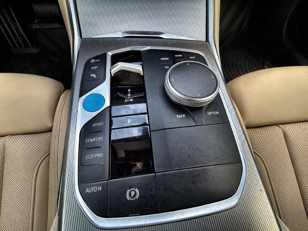 Used 2024 BMW i4 eDrive40 w/ Premium Package RWD image 25
