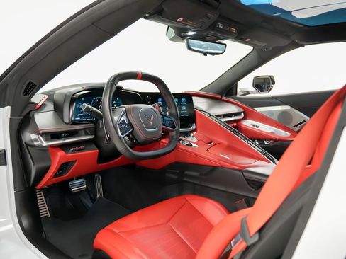 Used 2023 Chevrolet Corvette Stingray Premium Cpe w/ Z51 Performance Package RWD image 4