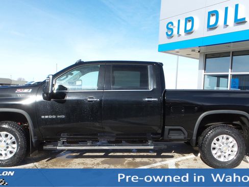 Used 2022 Chevrolet Silverado 2500 LTZ w/ LTZ Convenience Package image 2