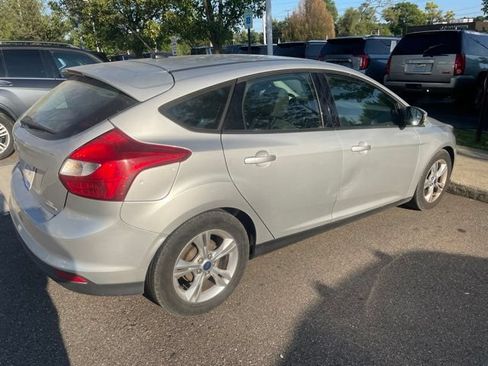 Used 2013 Ford Focus SE FWD image 3
