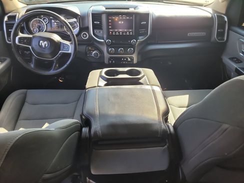 Used 2019 RAM 1500 Big Horn AWD/4WD image 14