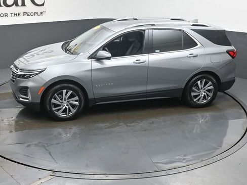 Used 2023 Chevrolet Equinox Premier image 57