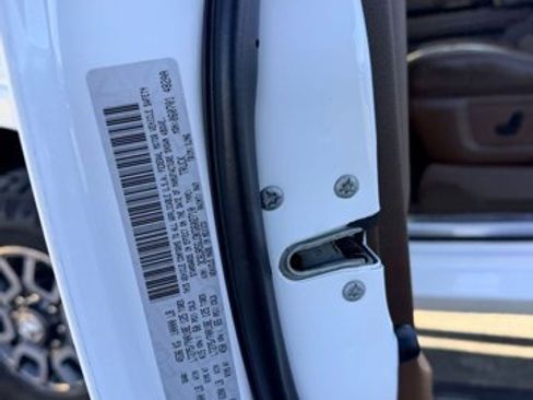 Certified 2019 RAM 2500 Limited image 29