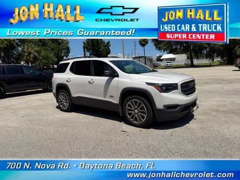 Used 2017 GMC Acadia SLT AWD/4WD image 1