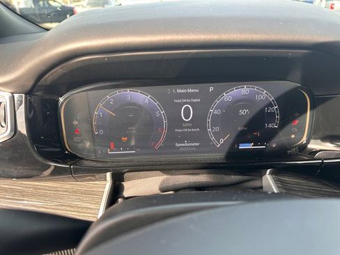 Used 2022 Jeep Wagoneer Series III w/ Convenience Group I image 12