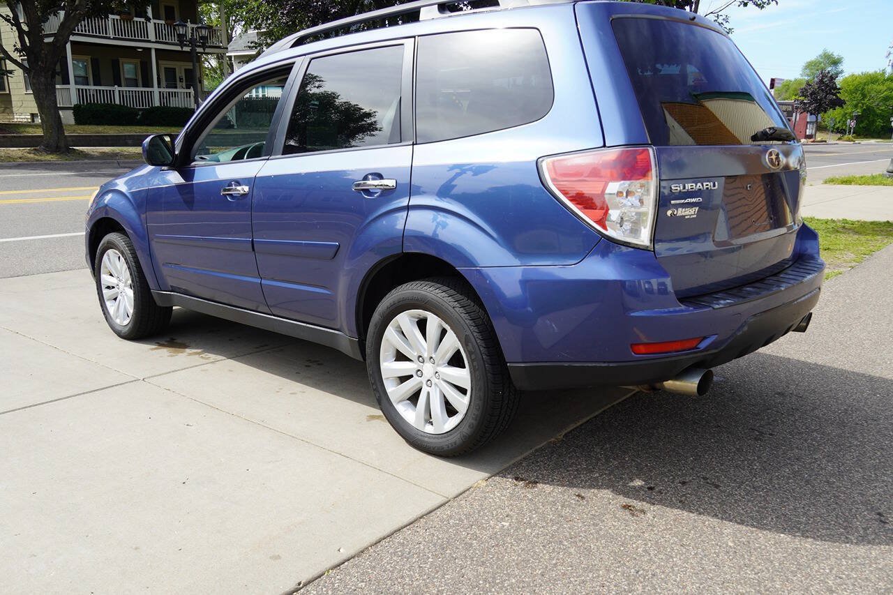 Used 2012 Subaru Forester 2.5X Premium AWD/4WD image 6