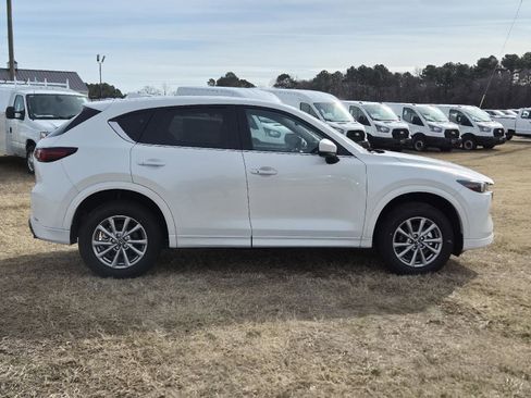 New 2025 MAZDA CX-5 AWD 2.5 S w/ Preferred Package image 4