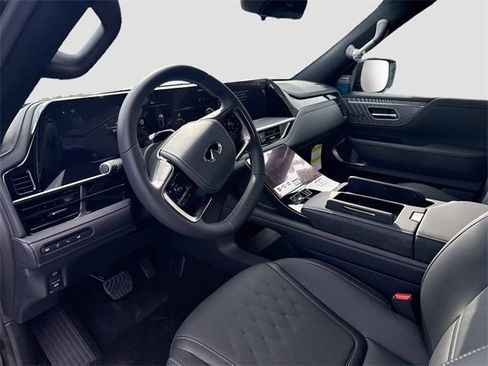 New 2026 INFINITI QX80 Autograph w/ Premium Cargo Package image 7