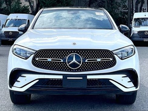 Used 2024 Mercedes-Benz GLC 300 4MATIC w/ AMG Line image 2