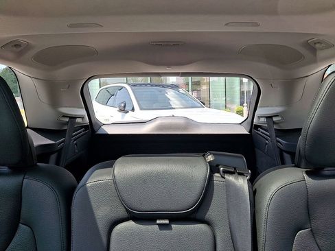 Certified 2023 Volvo XC90 B6 Plus w/ Protection Package Premier AWD/4WD image 13