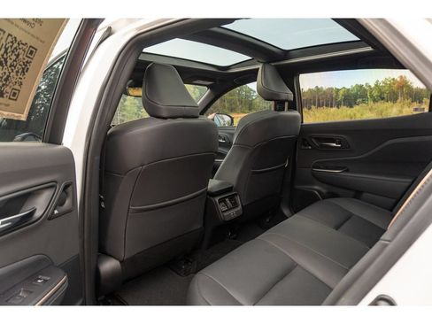 Used 2023 Toyota Crown Platinum AWD/4WD image 13