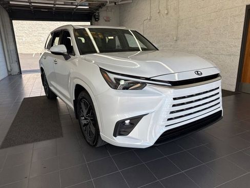 New 2026 Lexus TX 350 AWD image 2