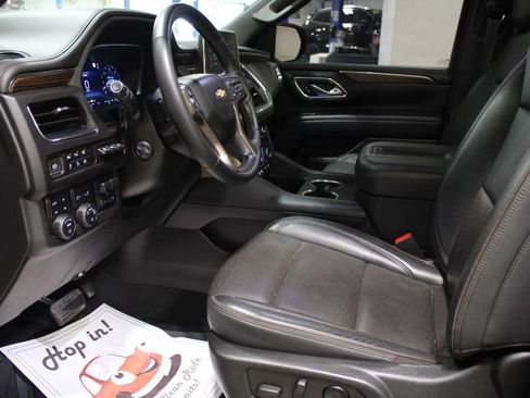 Used 2023 Chevrolet Tahoe High Country AWD/4WD image 21