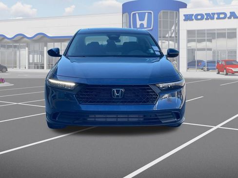 Used 2024 Honda Accord EX image 2