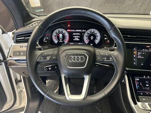 Used 2025 Audi Q7 3.0T Premium Plus AWD/4WD image 25