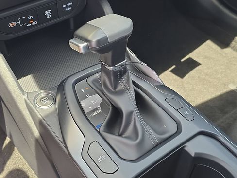 New 2026 Kia K4 FWD image 26
