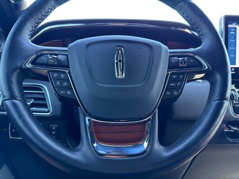 Used 2024 Lincoln Navigator Reserve AWD/4WD image 21
