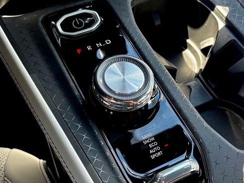 Used 2025 Jeep Wagoneer S Limited image 19