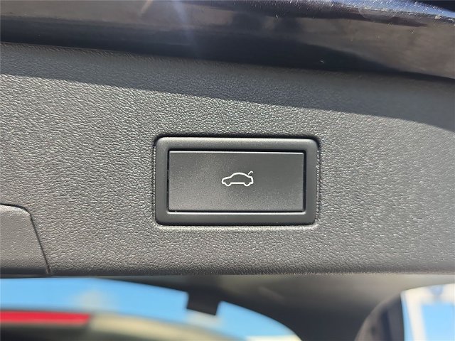 Certified 2023 Volkswagen ID.4 S RWD image 23