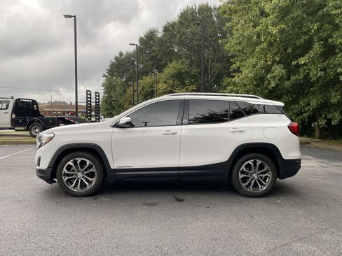 Used 2020 GMC Terrain SLT FWD image 6