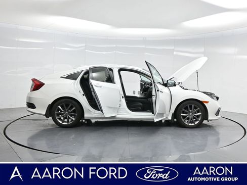 Used 2020 Honda Civic EX image 3