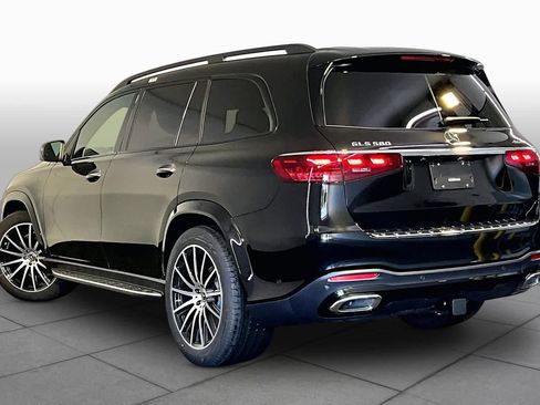New 2026 Mercedes-Benz GLS 580 4MATIC image 3