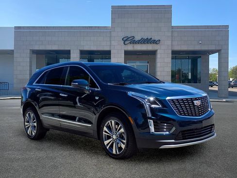 Used 2026 Cadillac XT5 Premium Luxury w/ LPO, Floor Liner Package AWD/4WD image 3