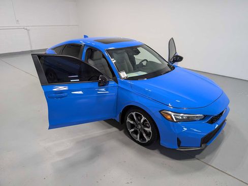 Used 2025 Honda Civic Sport Touring image 16