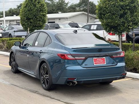 Used 2026 Toyota Camry XSE w/ Premium Package FWD image 5
