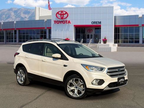 Used 2019 Ford Escape Titanium AWD/4WD image 1