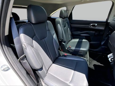 Certified 2024 Kia Sorento X-Line EX AWD/4WD image 20