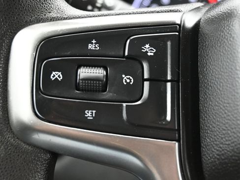 Used 2022 Chevrolet Silverado 2500 Custom w/ Custom Value Package AWD/4WD image 22