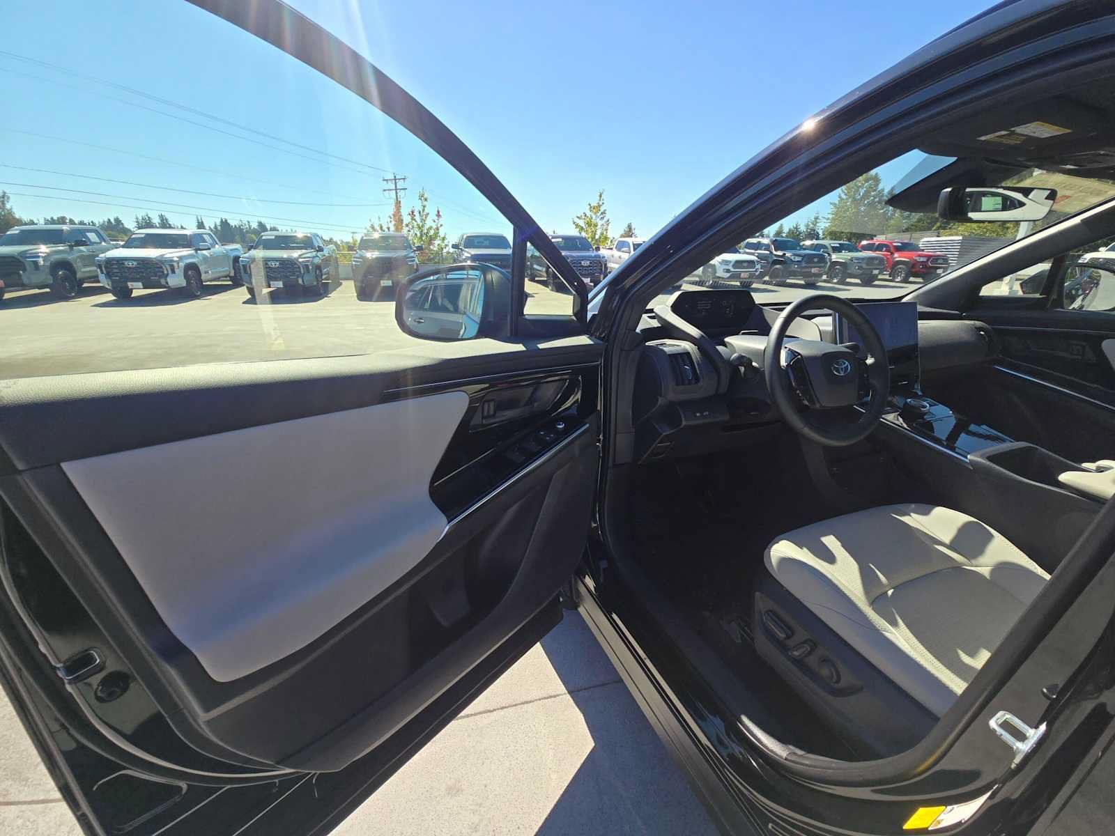 Certified 2023 Toyota bZ4X AWD w/ Weather Package image 20