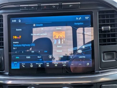 Used 2021 Ford F150 Lariat w/ Equipment Group 502A High AWD/4WD image 17