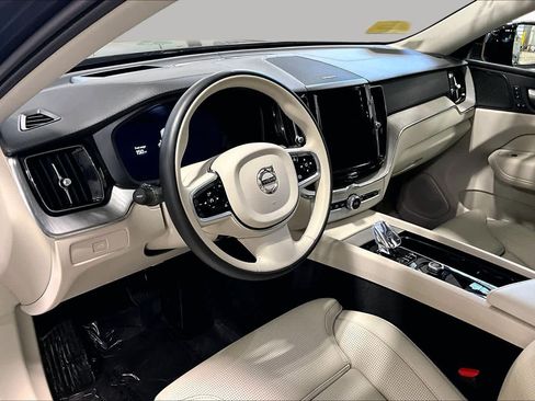 Used 2024 Volvo XC60 B5 Ultimate w/ Climate Package AWD/4WD image 17