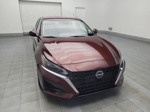 Used 2023 Nissan Altima 2.5 SV image 14