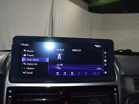 Used 2022 Lexus GX 460 Premium image 17