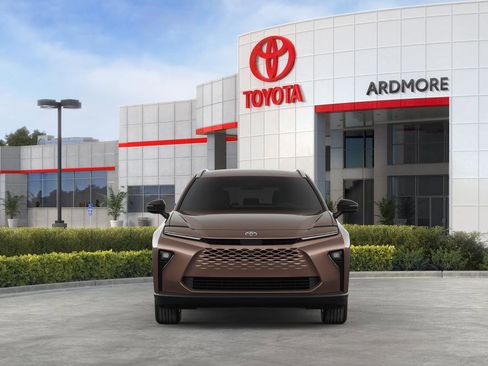 New 2025 Toyota Crown Signia image 36