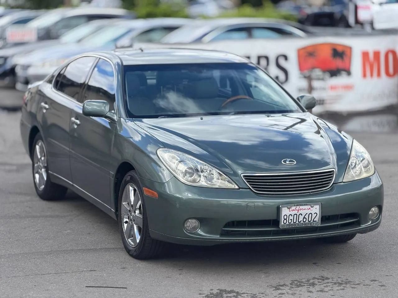 Used 2005 Lexus ES 330 FWD image 2