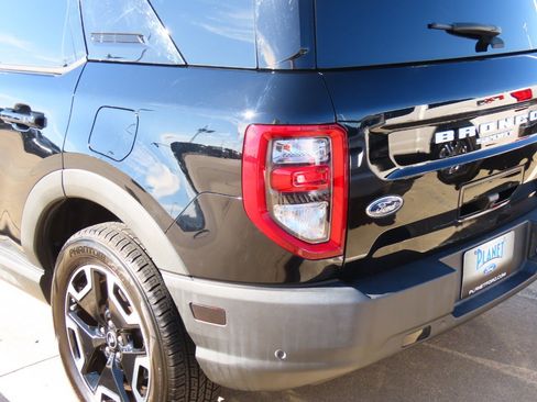 Used 2021 Ford Bronco Sport Outer Banks image 11
