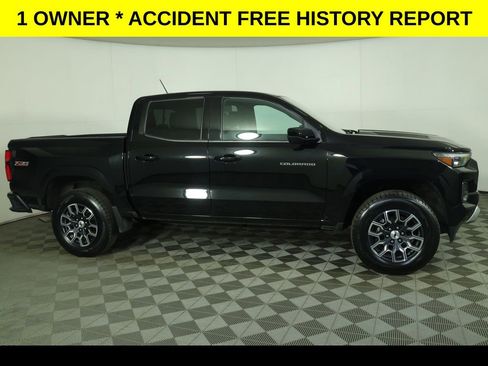 Used 2023 Chevrolet Colorado Z71 w/ Z71 Convenience Package 2 image 2