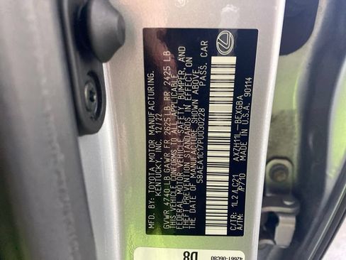 Used 2023 Lexus ES 300h w/ Accessory Package (Z2) FWD image 39