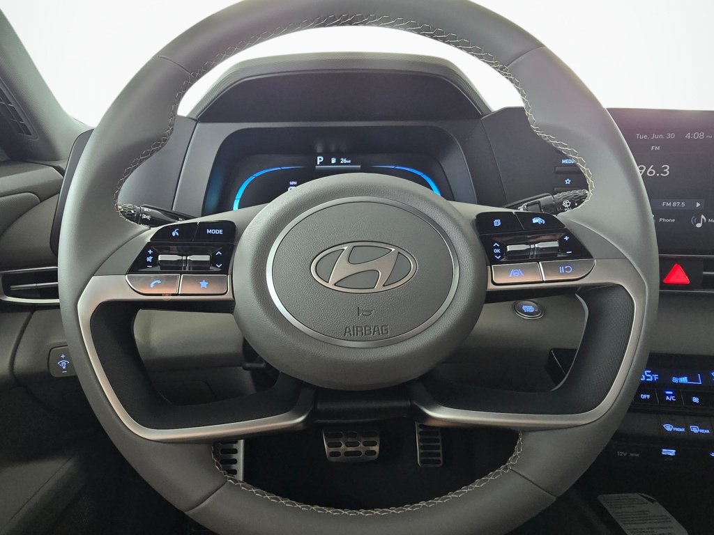 New 2026 Hyundai Elantra Sport FWD image 18