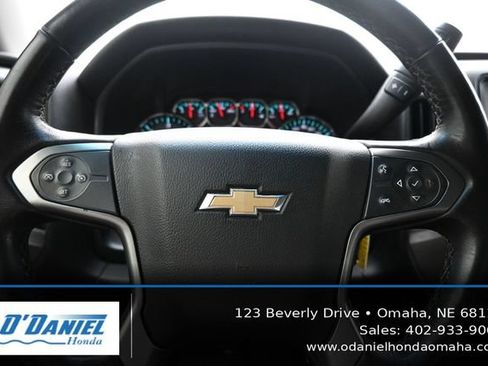 Used 2017 Chevrolet Silverado 1500 LT w/ All Star Edition AWD/4WD image 29